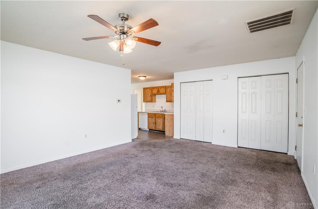 4620 Ross Avenue Property Photo 7
