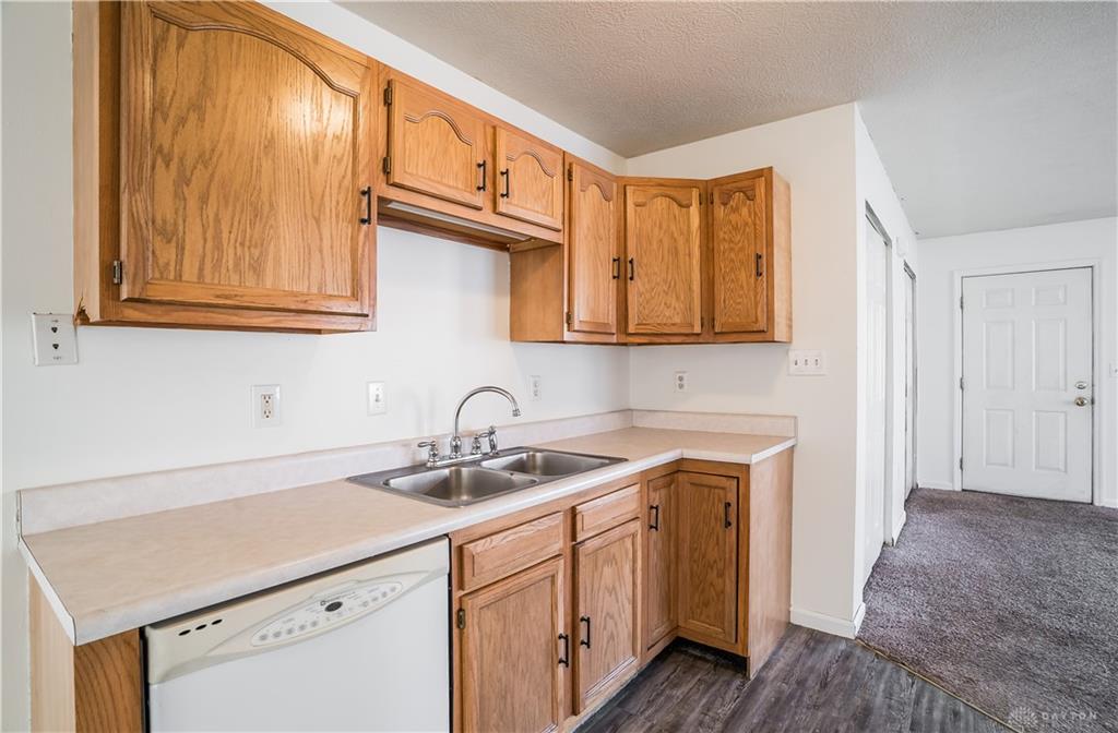 4620 Ross Avenue Property Photo 10
