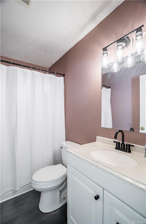 4620 Ross Avenue Property Photo 14