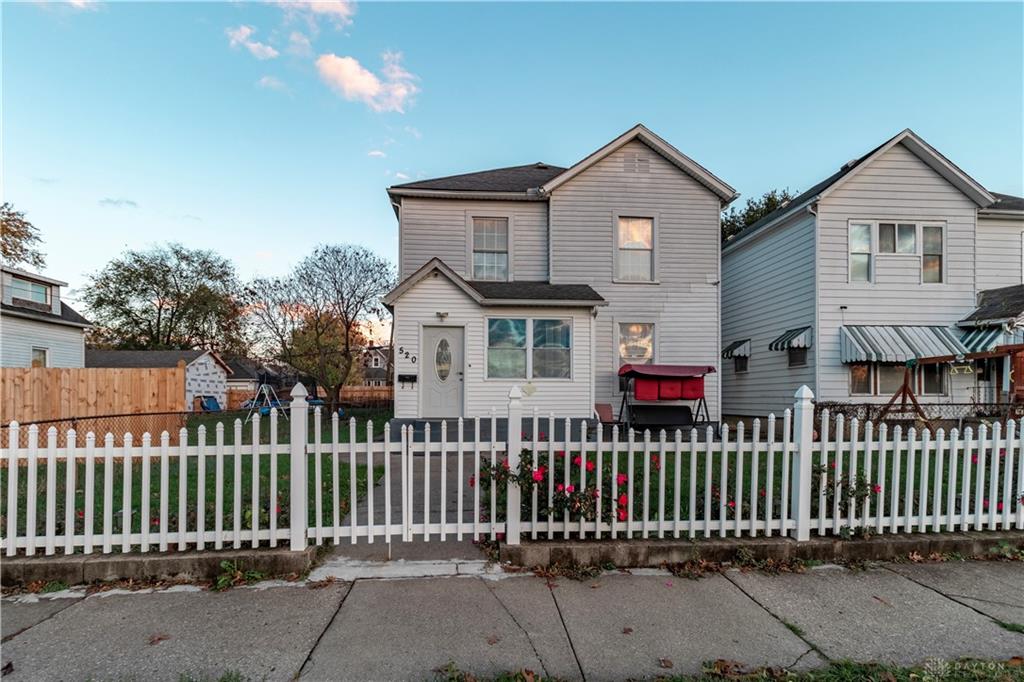 520 Deeds Avenue Property Photo 1