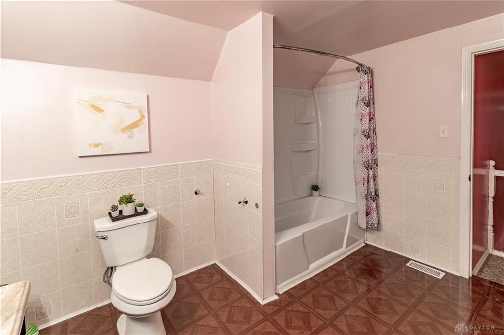 520 Deeds Avenue Property Photo 42