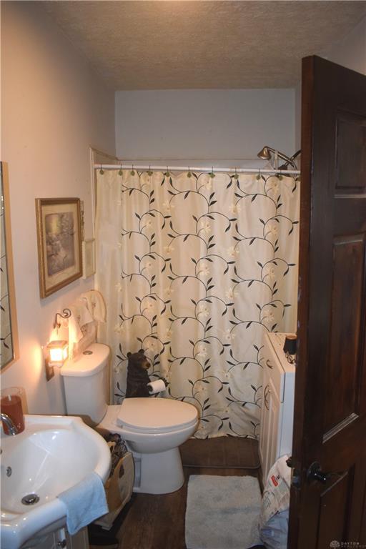 36 E 3rd Street Property Photo 8