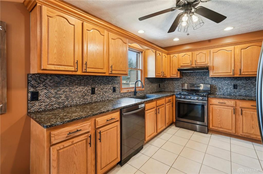 108 Westbury Drive Property Photo 13