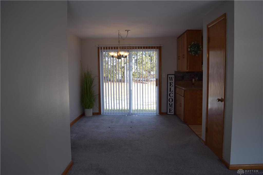 4834 W Ridgewood Road Property Photo 6