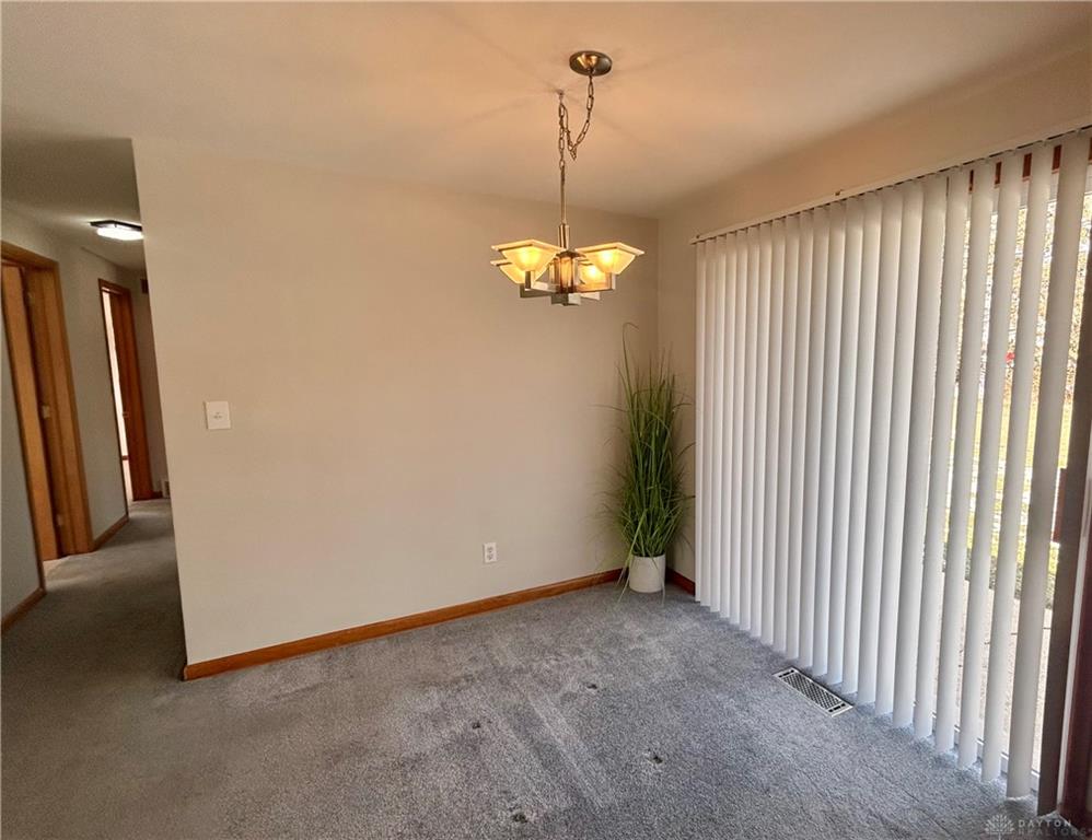 4834 W Ridgewood Road Property Photo 7