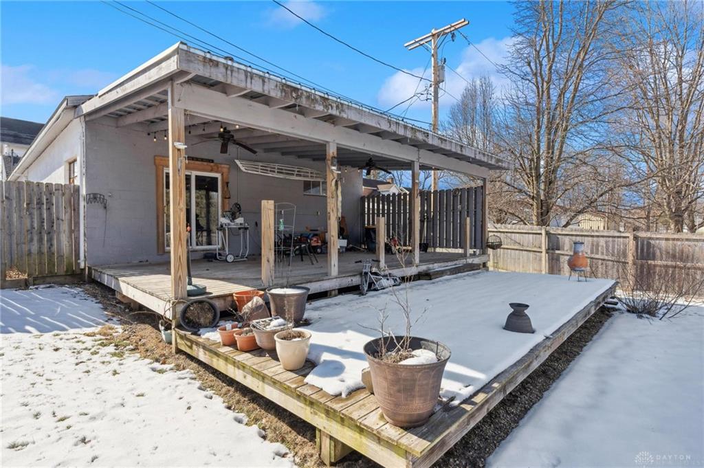 402 Boyce St Property Photo 4