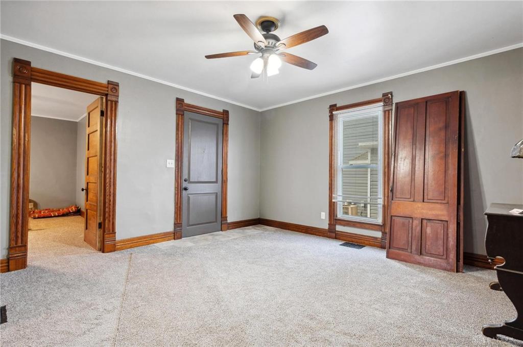 402 Boyce St Property Photo 5