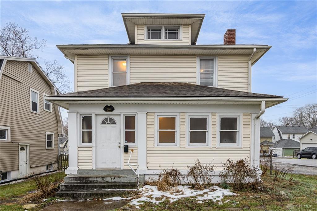200 E Siebenthaler Avenue Picture