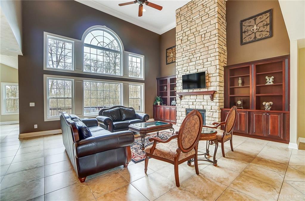 7660 Horizon Hill Drive Property Photo 10