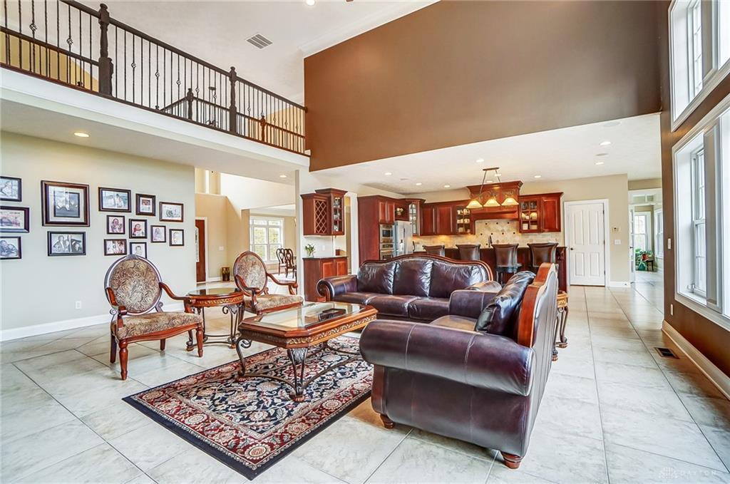7660 Horizon Hill Drive Property Photo 14