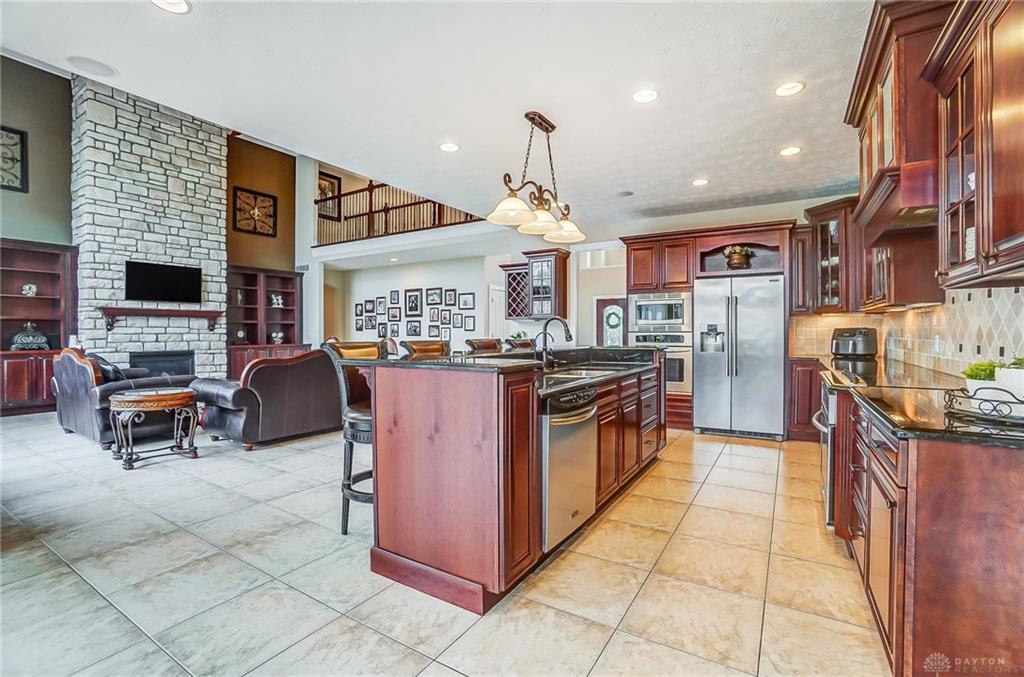 7660 Horizon Hill Drive Property Photo 16