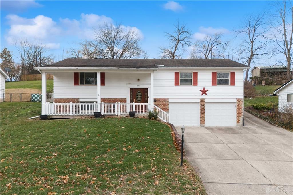 831 Cascade Drive Property Photo 1