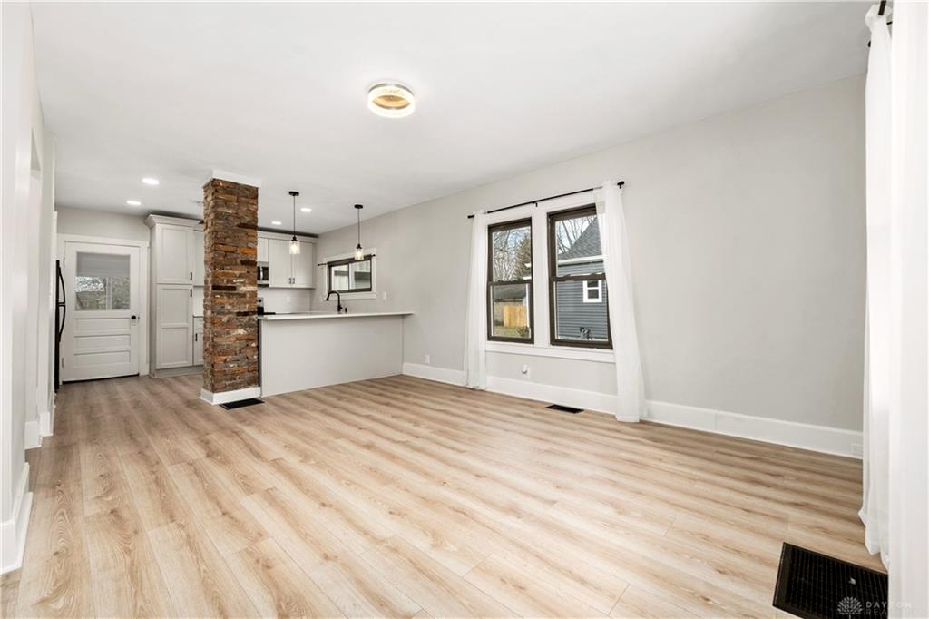6551 Hollow Lane Property Photo 3