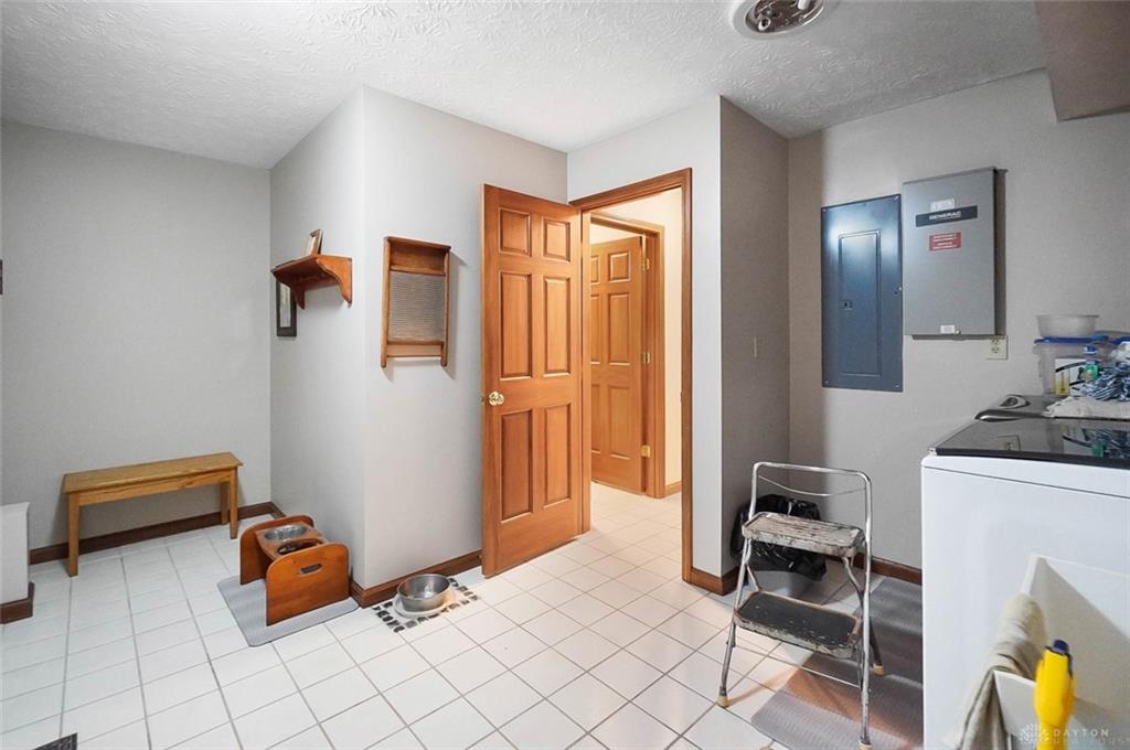 9915 Germantown Middletown Pike Property Photo 33