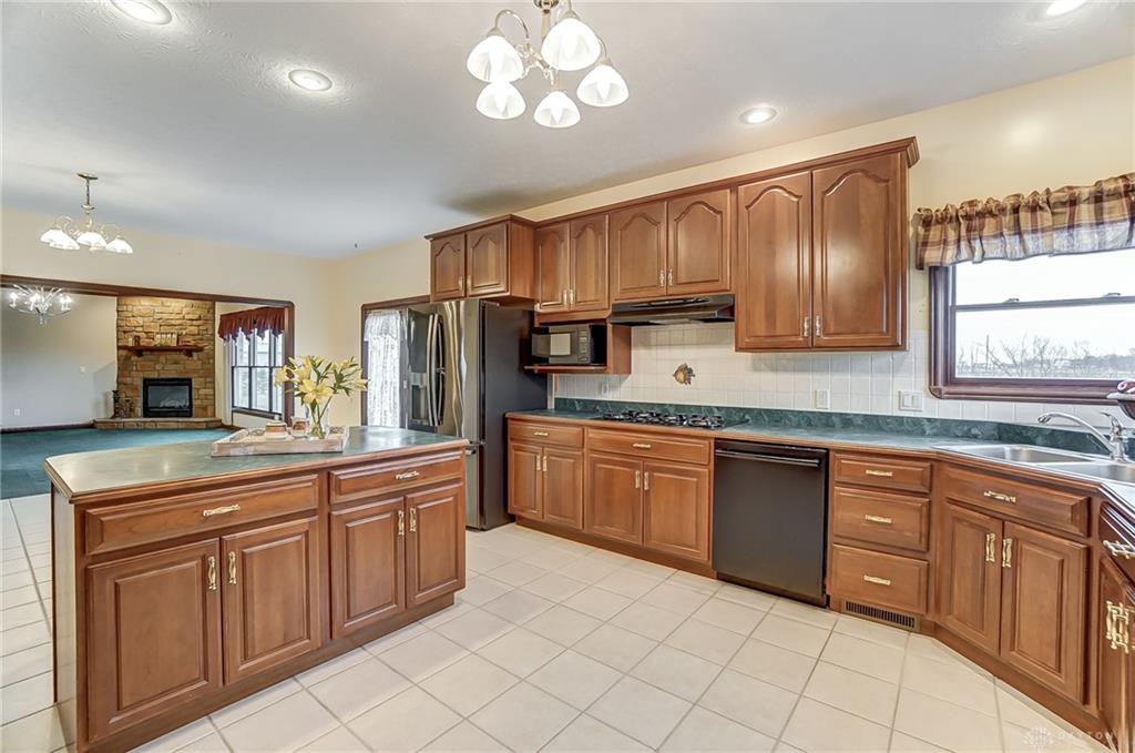 2498 Myers Road Property Photo 16