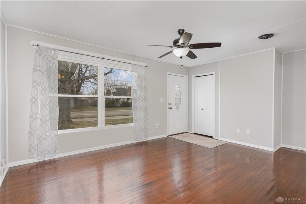 836 S Maple Avenue Property Photo 4