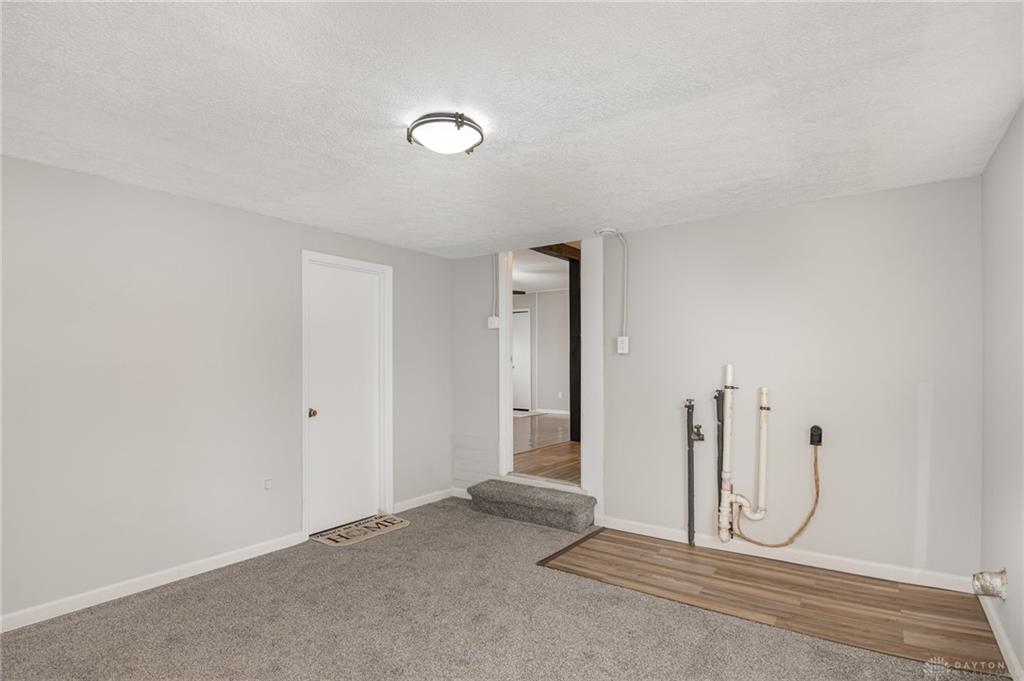 836 S Maple Avenue Property Photo 9