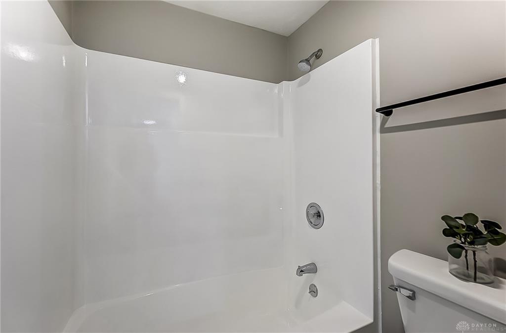 1020 Hidden Landing Trail C Property Photo 16