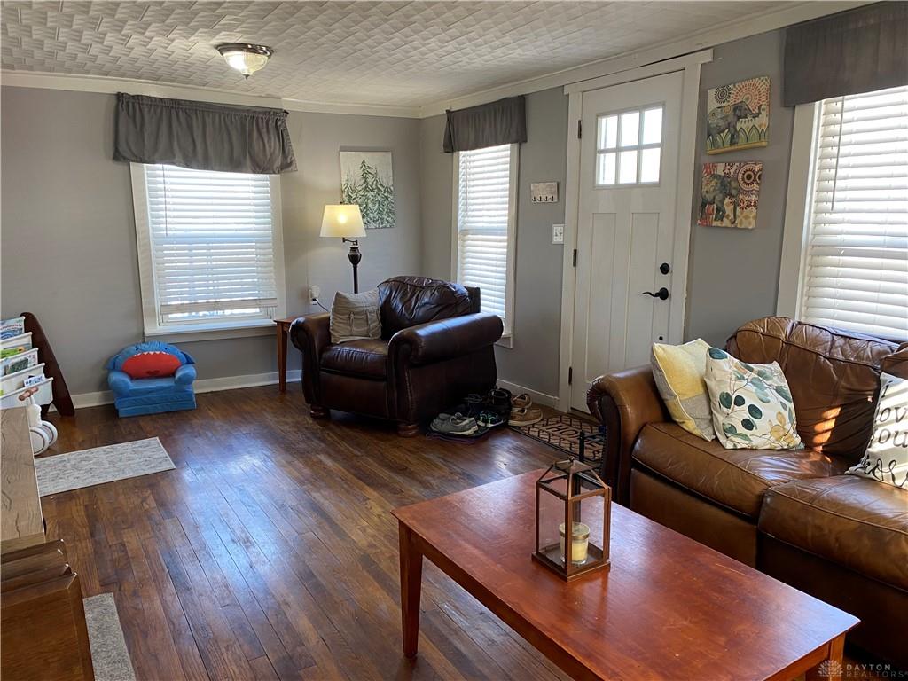 125 E Market Street Property Photo 5