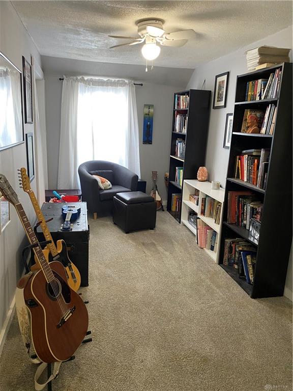 125 E Market Street Property Photo 8