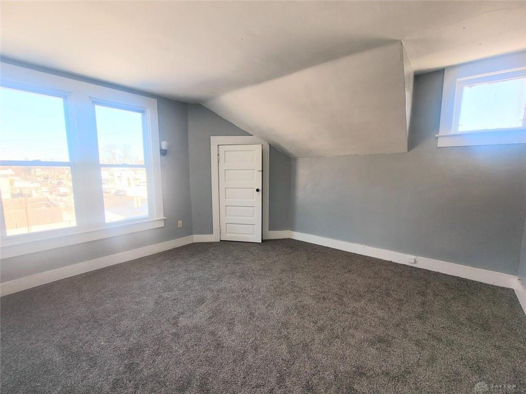 550 E Rose Property Photo 21
