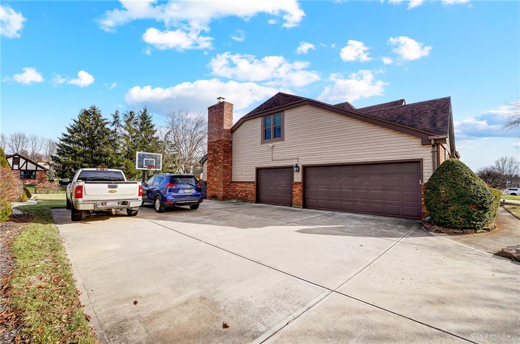 611 Tara Oaks Drive Property Photo 49