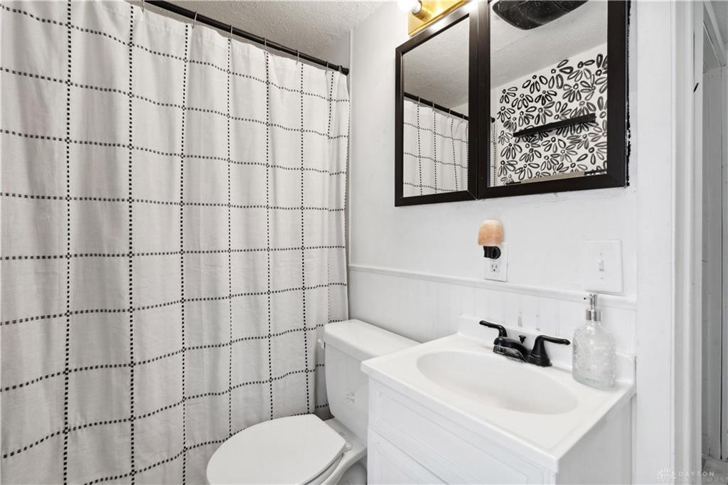 10300 Eby Road Property Photo 12