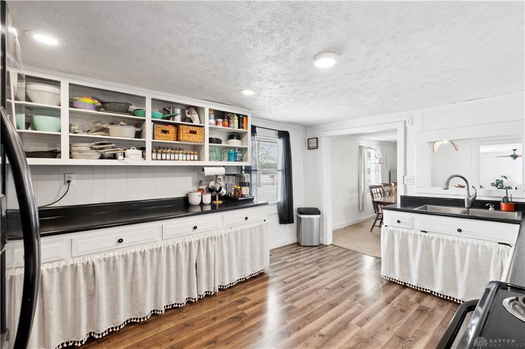 10300 Eby Road Property Photo 16