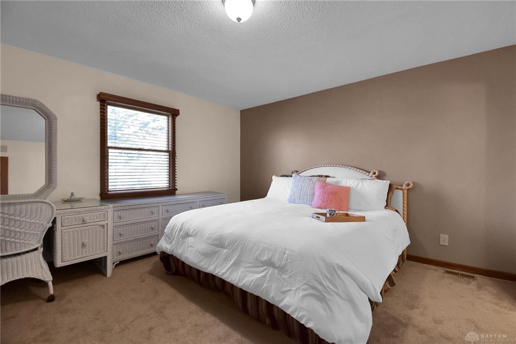 2641 Sarsi Drive Property Photo 13