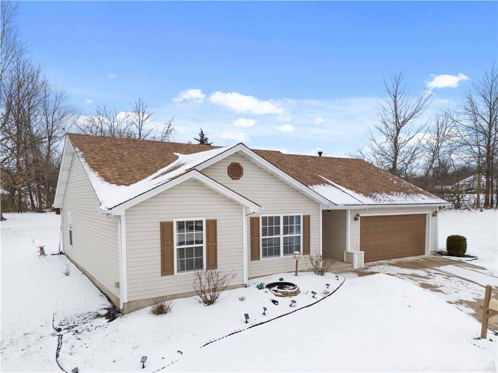 124 Mimosa Court Property Photo 2