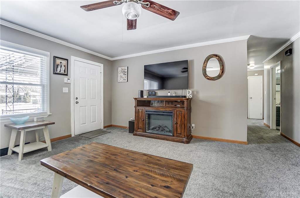 1315 Skyline Lane Property Photo 7