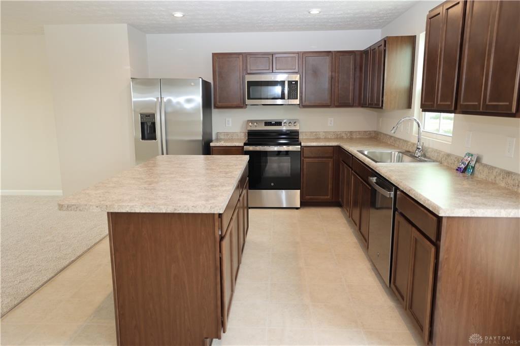 1674 Bishop Court Property Photo 7