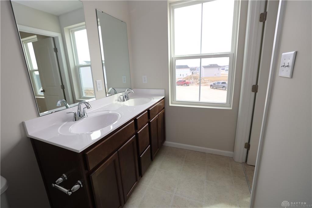 1674 Bishop Court Property Photo 15