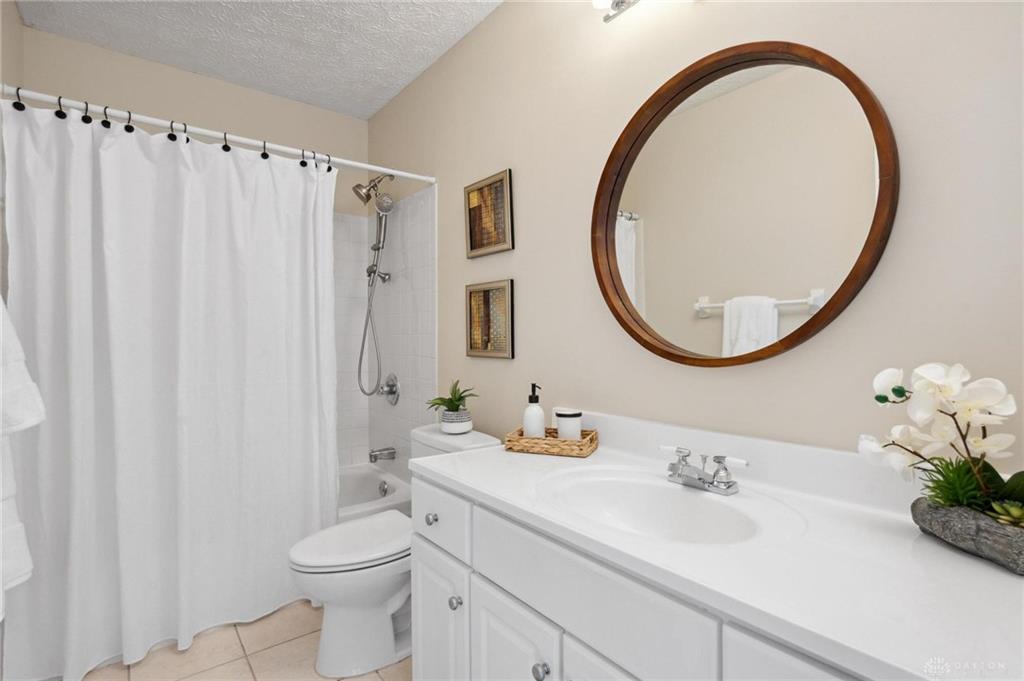 8124 Julian Place Property Photo 35