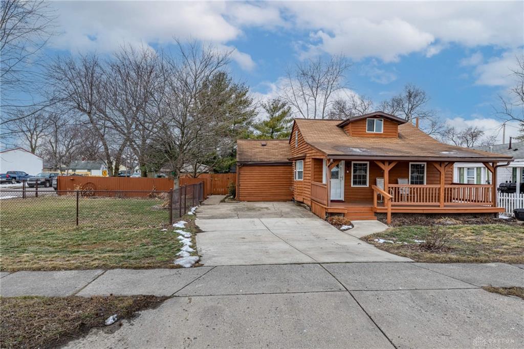 3413 Dryden Road Property Photo 2