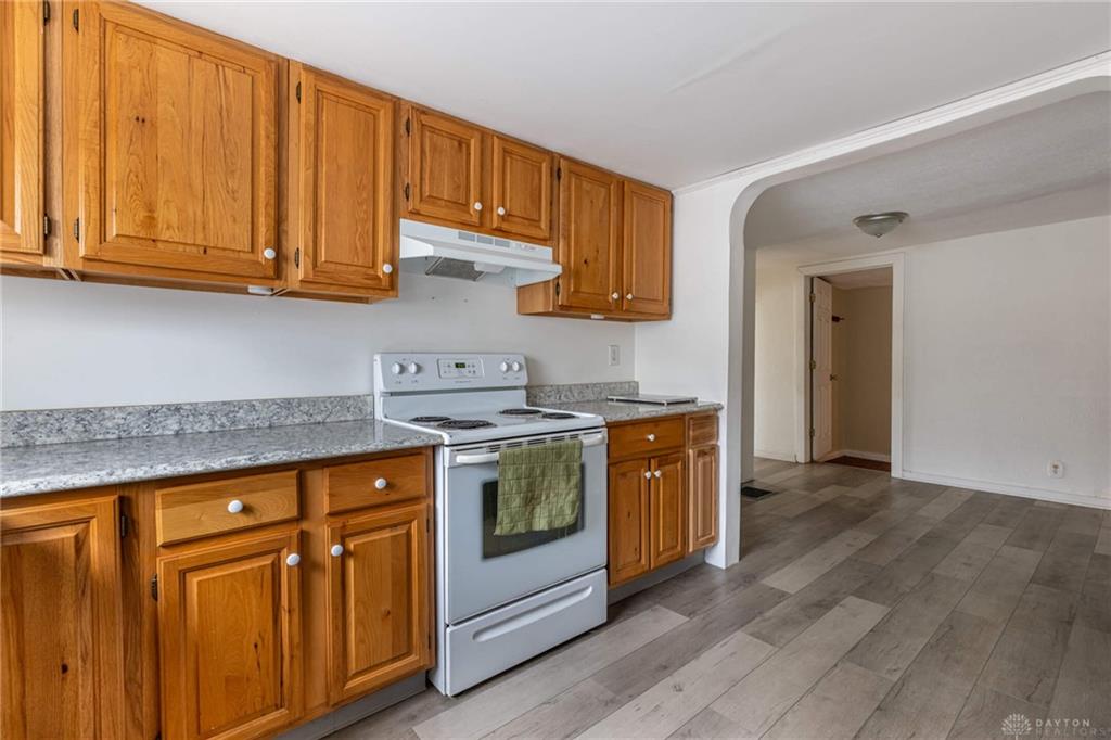 3413 Dryden Road Property Photo 14