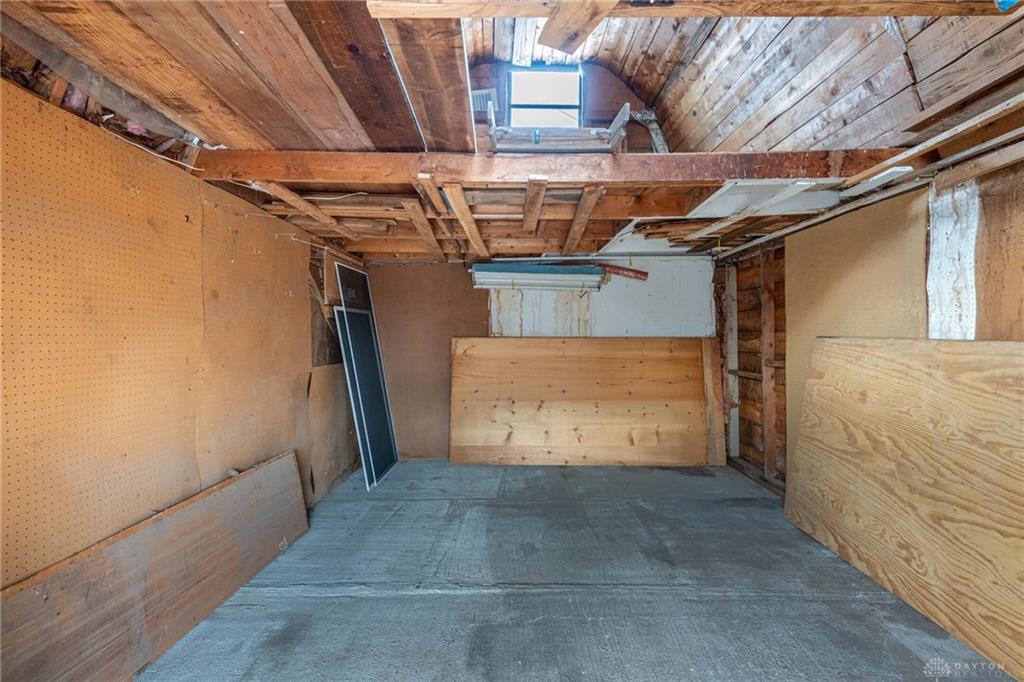 3413 Dryden Road Property Photo 32