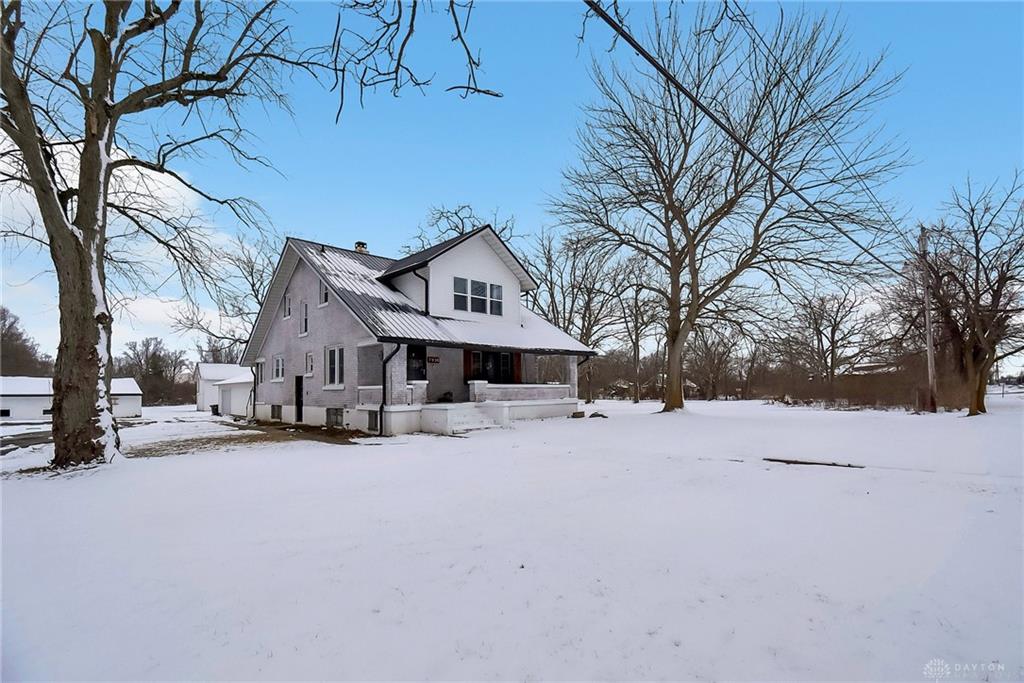 7930 W 3rd Street Property Photo 3