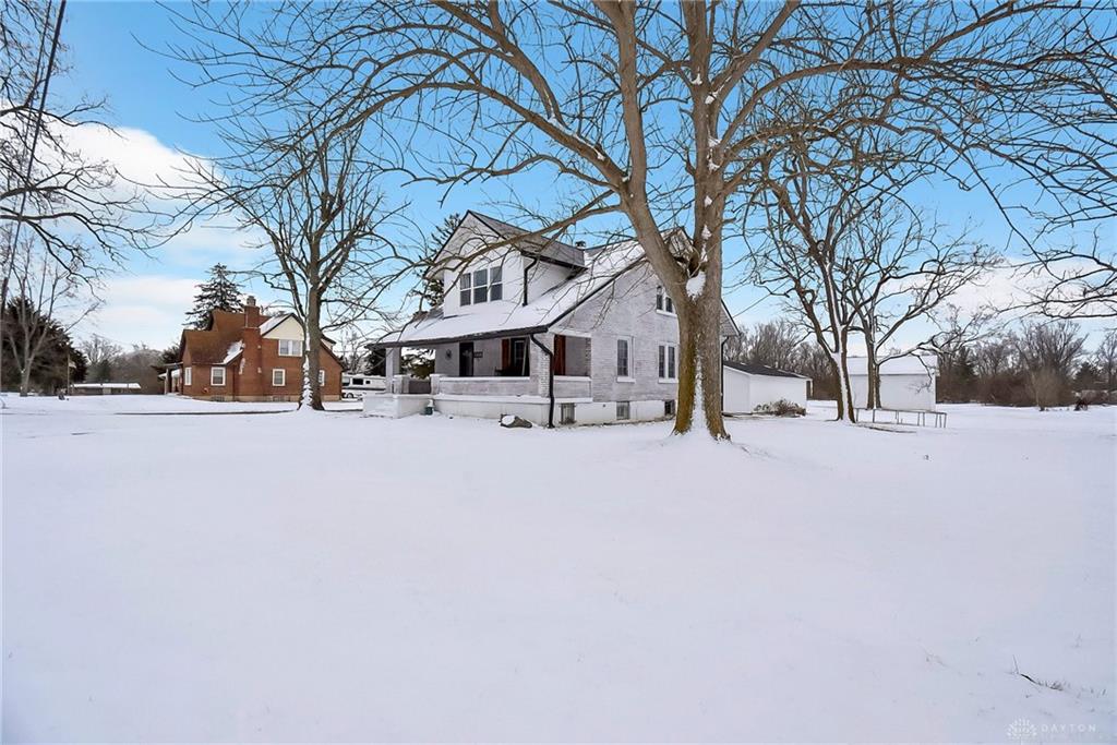 7930 W 3rd Street Property Photo 4