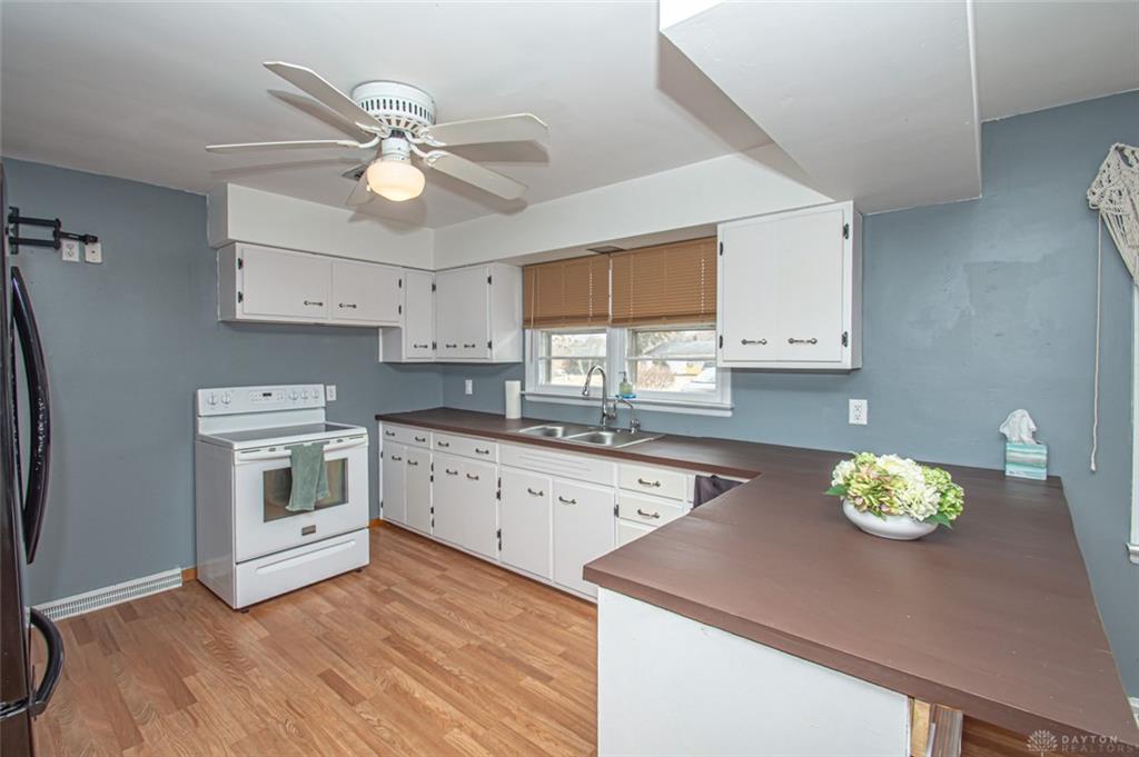 503 Candace Drive Property Photo 8