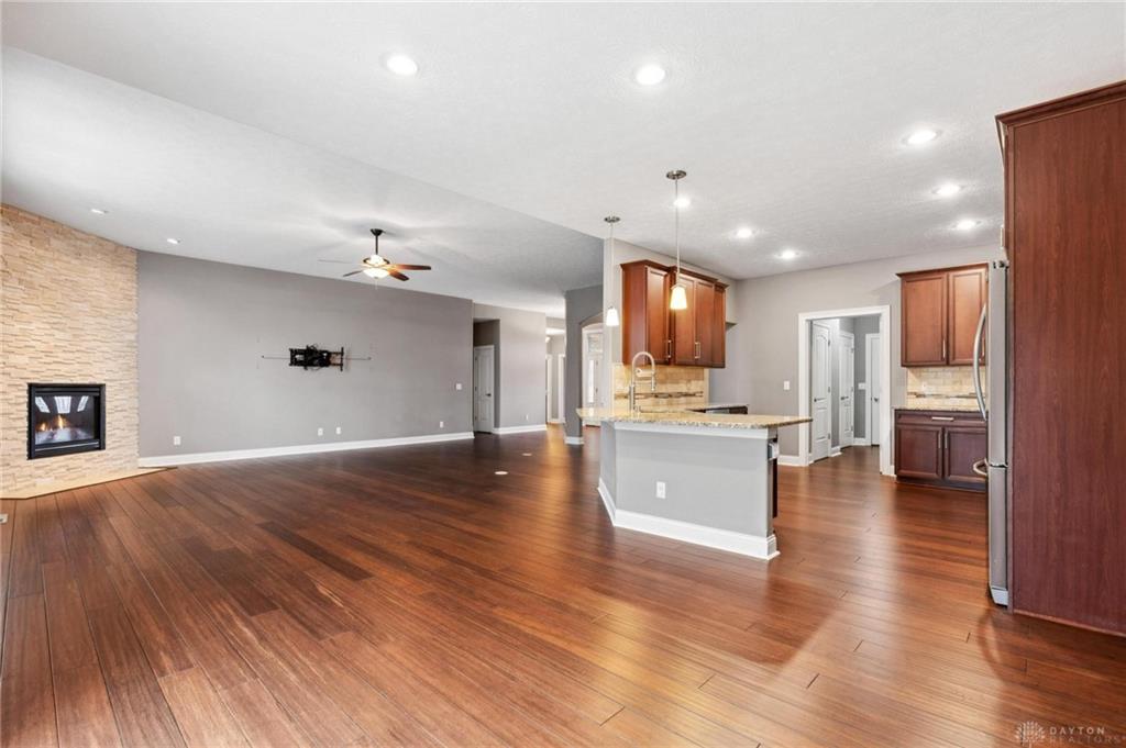 9494 Paragon Mills Lane Property Photo 14