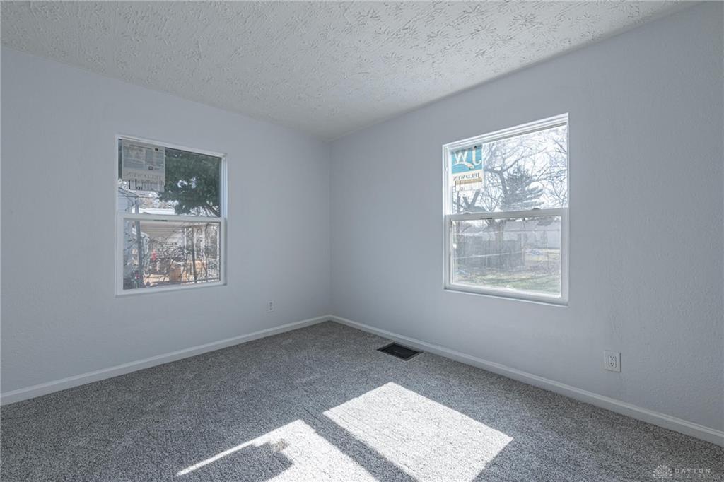 560 Margaret Drive Property Photo 15