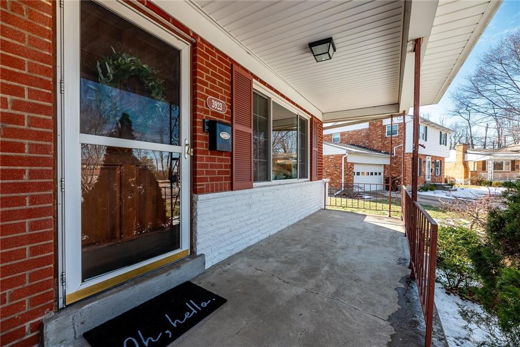 3923 Tramore Drive Property Photo 5