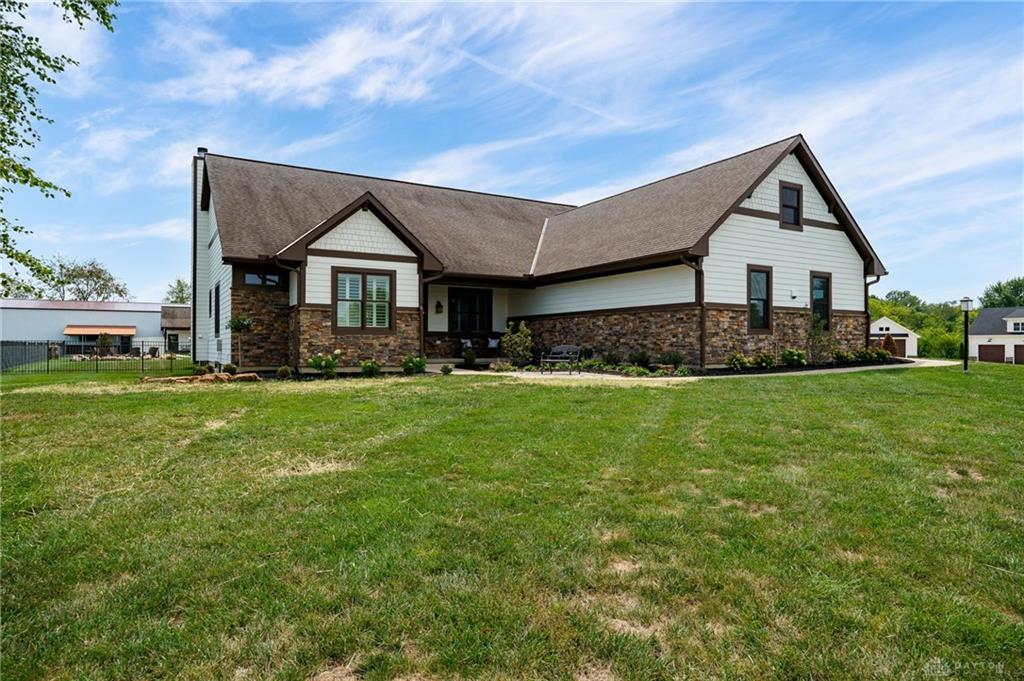 9526 Valdosta Way Property Photo 2