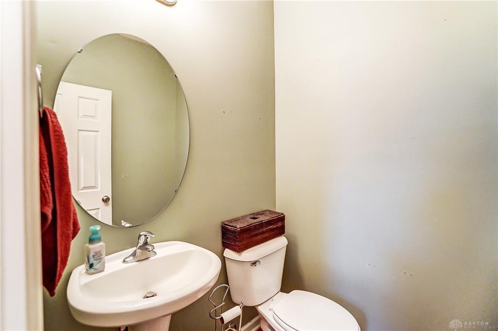 300 Hess Court Property Photo 17