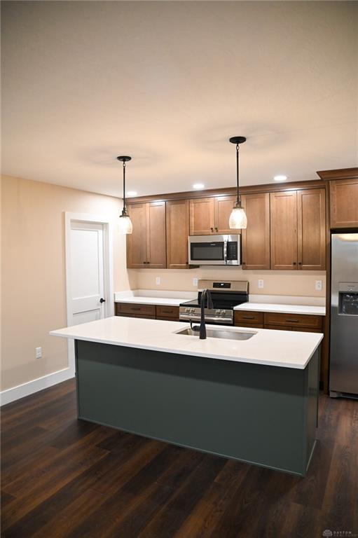 546 Reed Property Photo 6