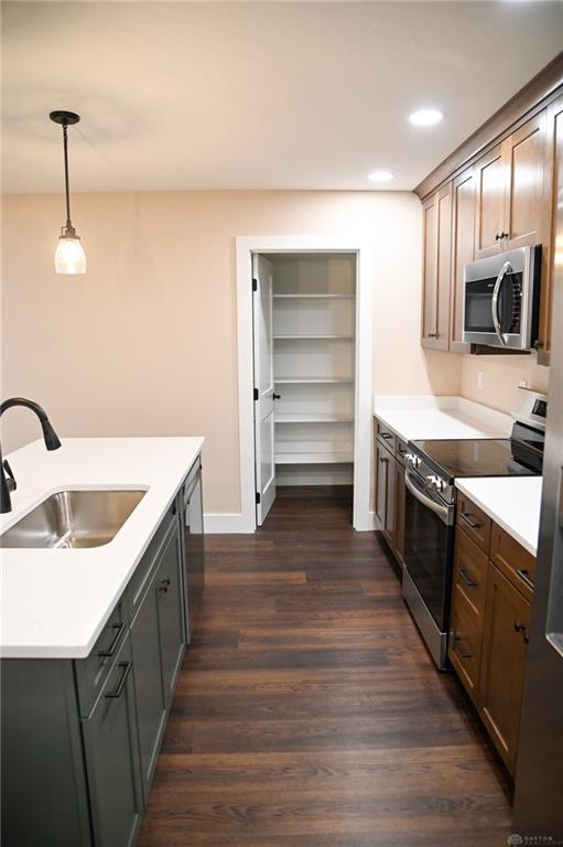 546 Reed Property Photo 10