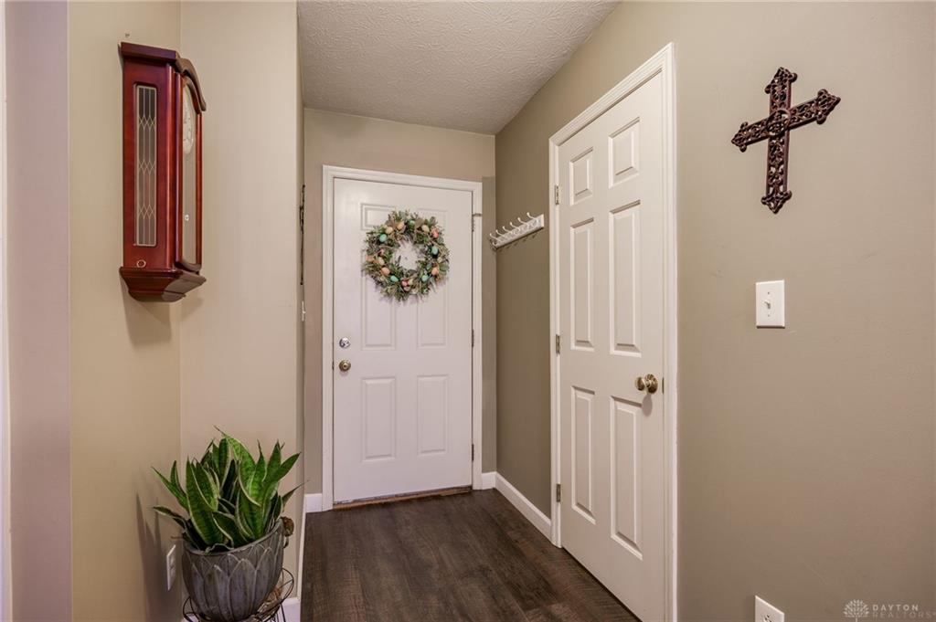 10328 Peacock Lane Property Photo 5