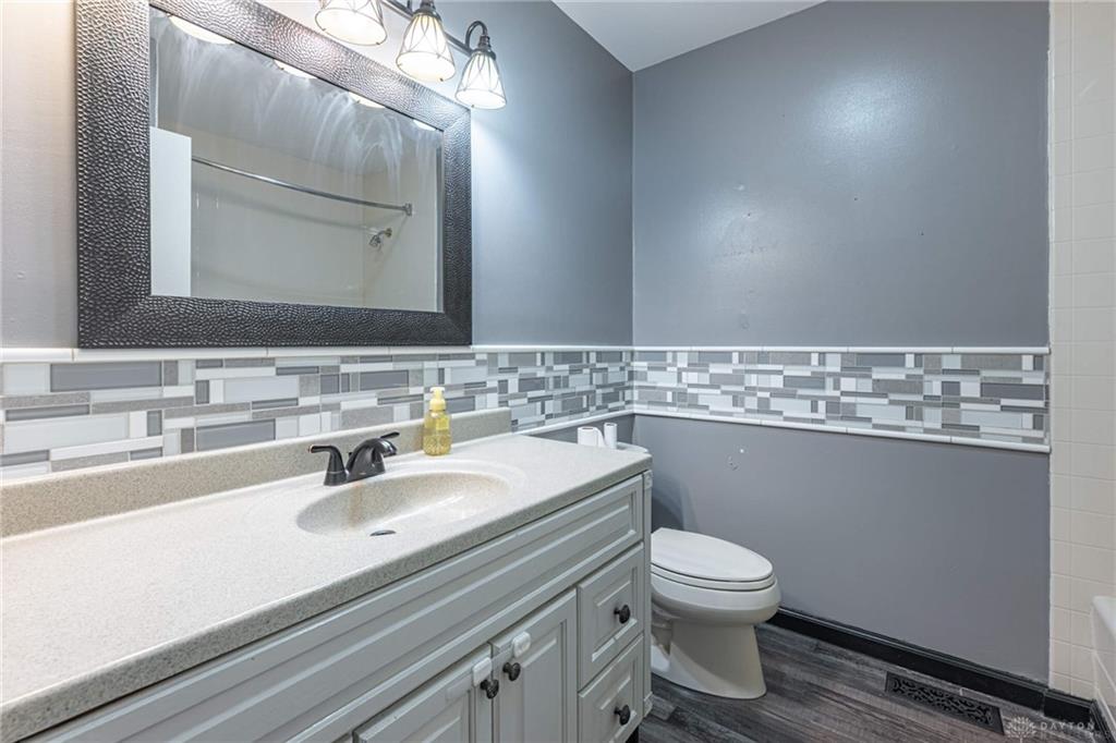 5583 Peach Blossom Court Property Photo 12