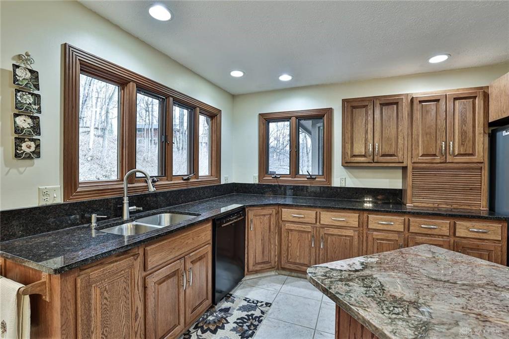 439 Claxton Glen Court Property Photo 19